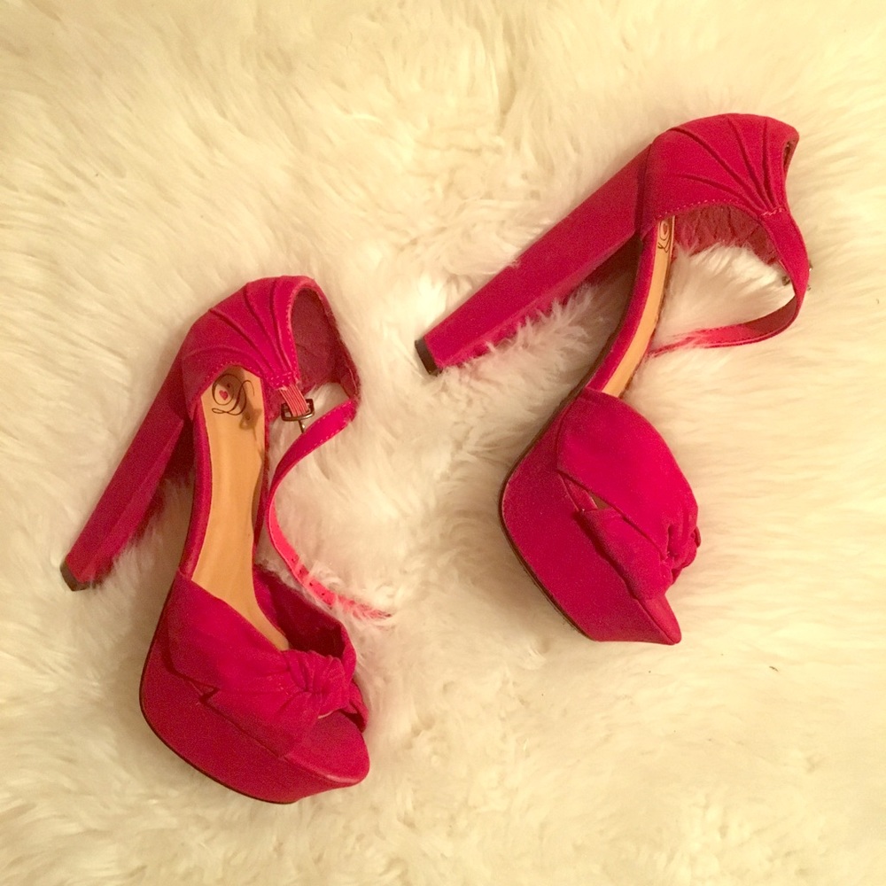 Red Pumps!